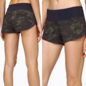 Lululemon Speed up LR Shorts Camo 2.5” LIned Shorts